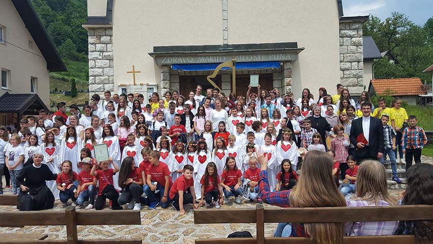 U Deževicama održana "Zlatna harfa"