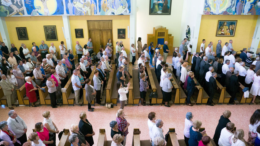 Položeni vijenci, služena svečana sveta misa