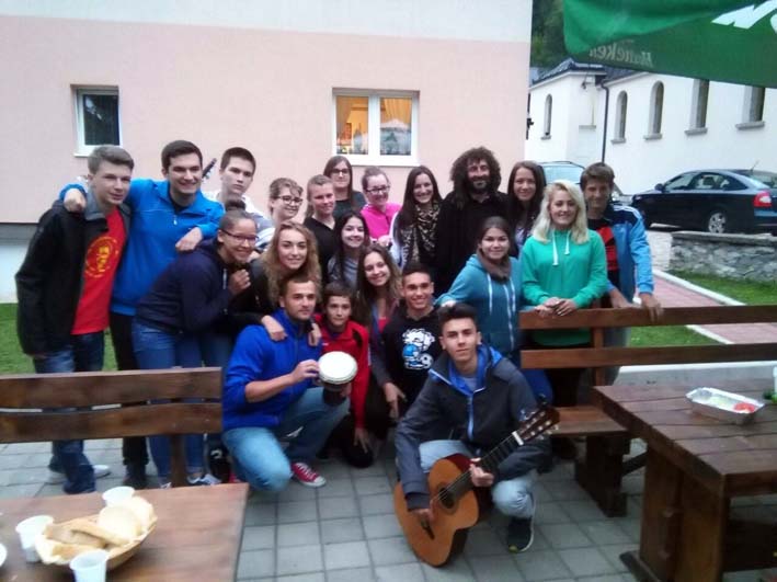 Misionari koji djeluju u Africi u posjetu župi Deževice