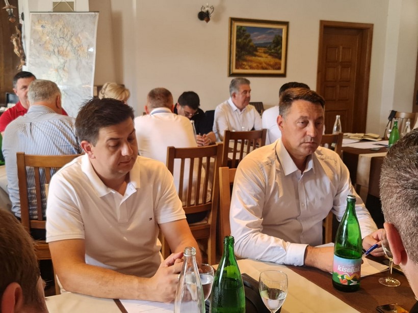 Načelnik Pejak na koordinaciji načelnika u Ravnom