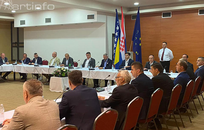 Pejak i Vidović na sastanku sa Milanovićem