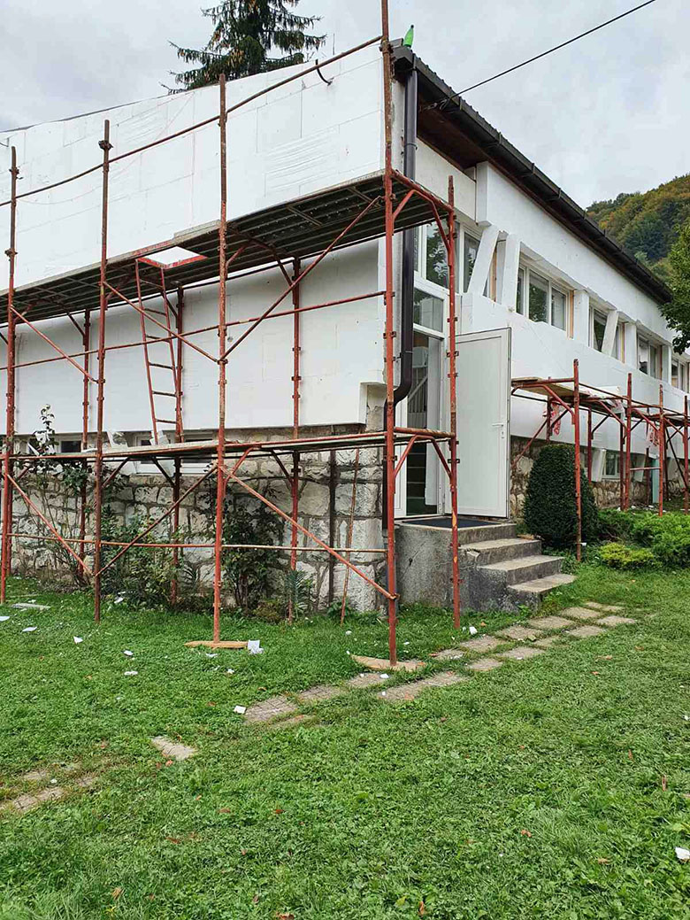 IMG 4852815539982d68bd52d45000c20019 V