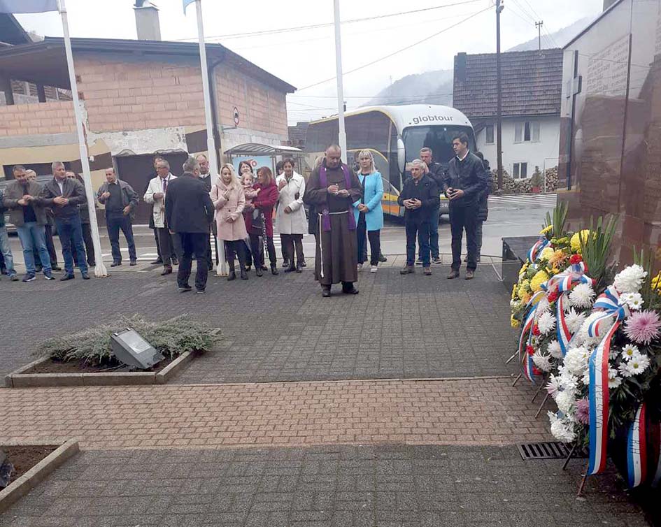 IMG d12fd545c69974d3a03ce4fac5e01139 V