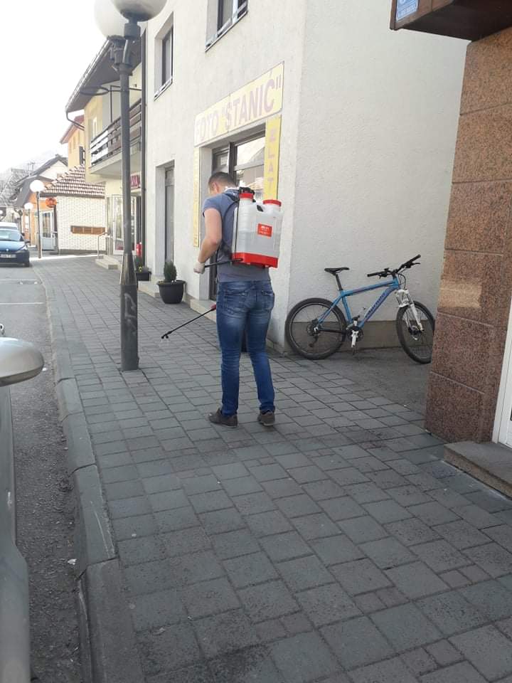 Dezinfekcija javnih površina i najvažnijih javnih objekata