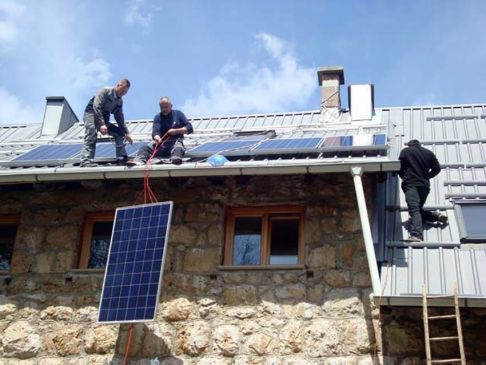 Planinarski dom dobio fotonaponski sustav opskrbe električnom energijom