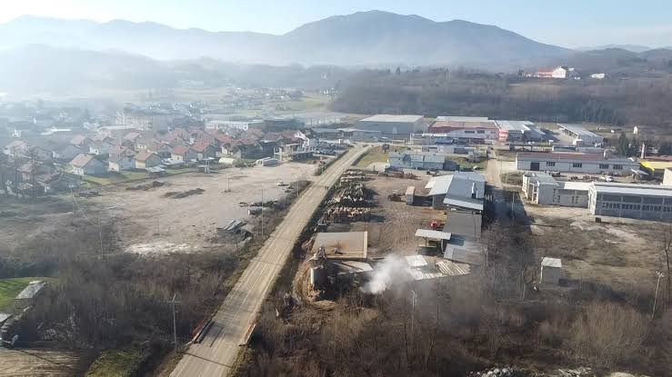 Javni oglas o prodaji nekretnine - zemljišta u vlasništvu Općine Kreševo putem javnog  natječaja – licitacije